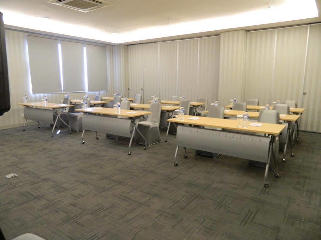 โรงแรม88 โกรกอล จาการ์ตา ภายนอก รูปภาพ