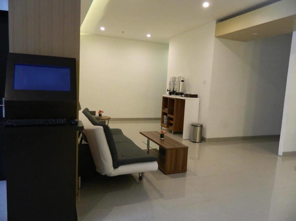 โรงแรม88 โกรกอล จาการ์ตา ภายนอก รูปภาพ